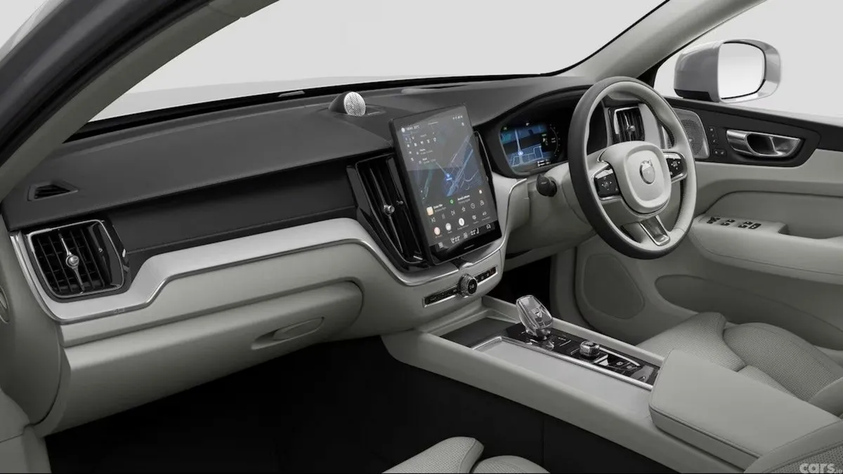 Volvo XC60 Hatchback, Petrol Plug-in Hybrid, 2027, Silver