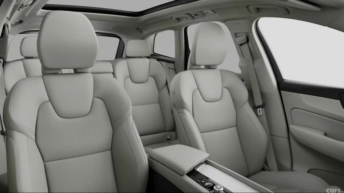 Volvo XC60 Hatchback, Petrol Plug-in Hybrid, 2027, Silver