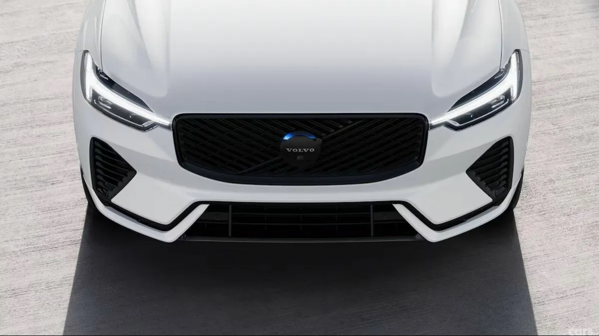 Volvo XC60 Hatchback, Petrol Plug-in Hybrid, 2027, White