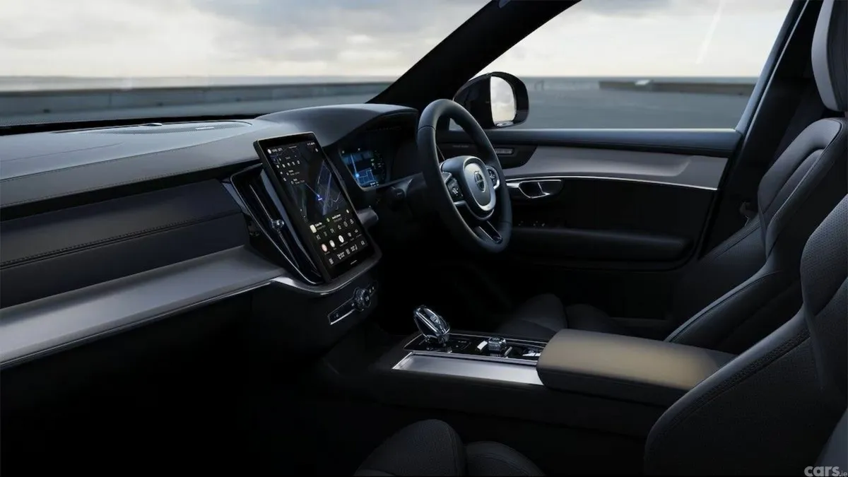 Volvo XC90 Hatchback, Petrol Plug-in Hybrid, 2027, Blue