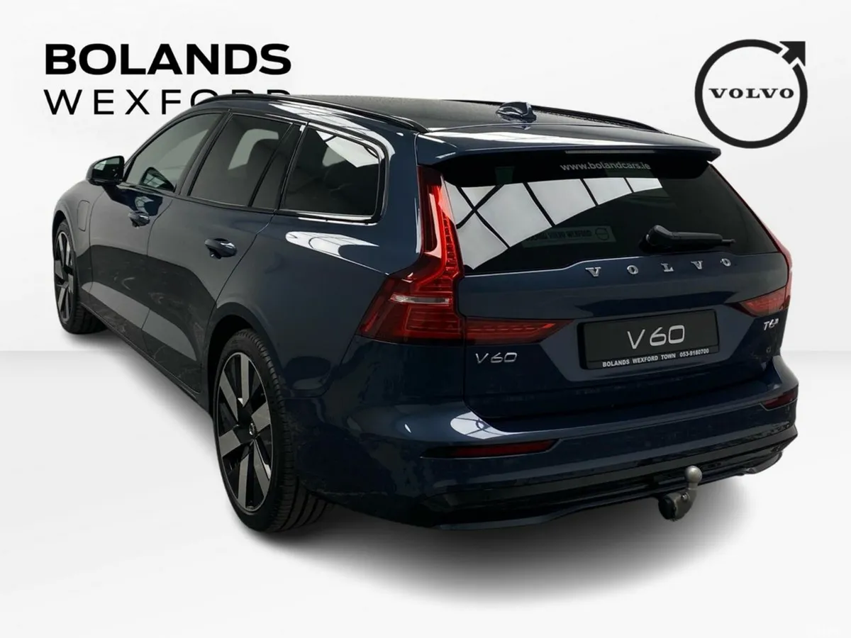 Volvo V60 Estate, Petrol Plug-in Hybrid, 2026, Blue
