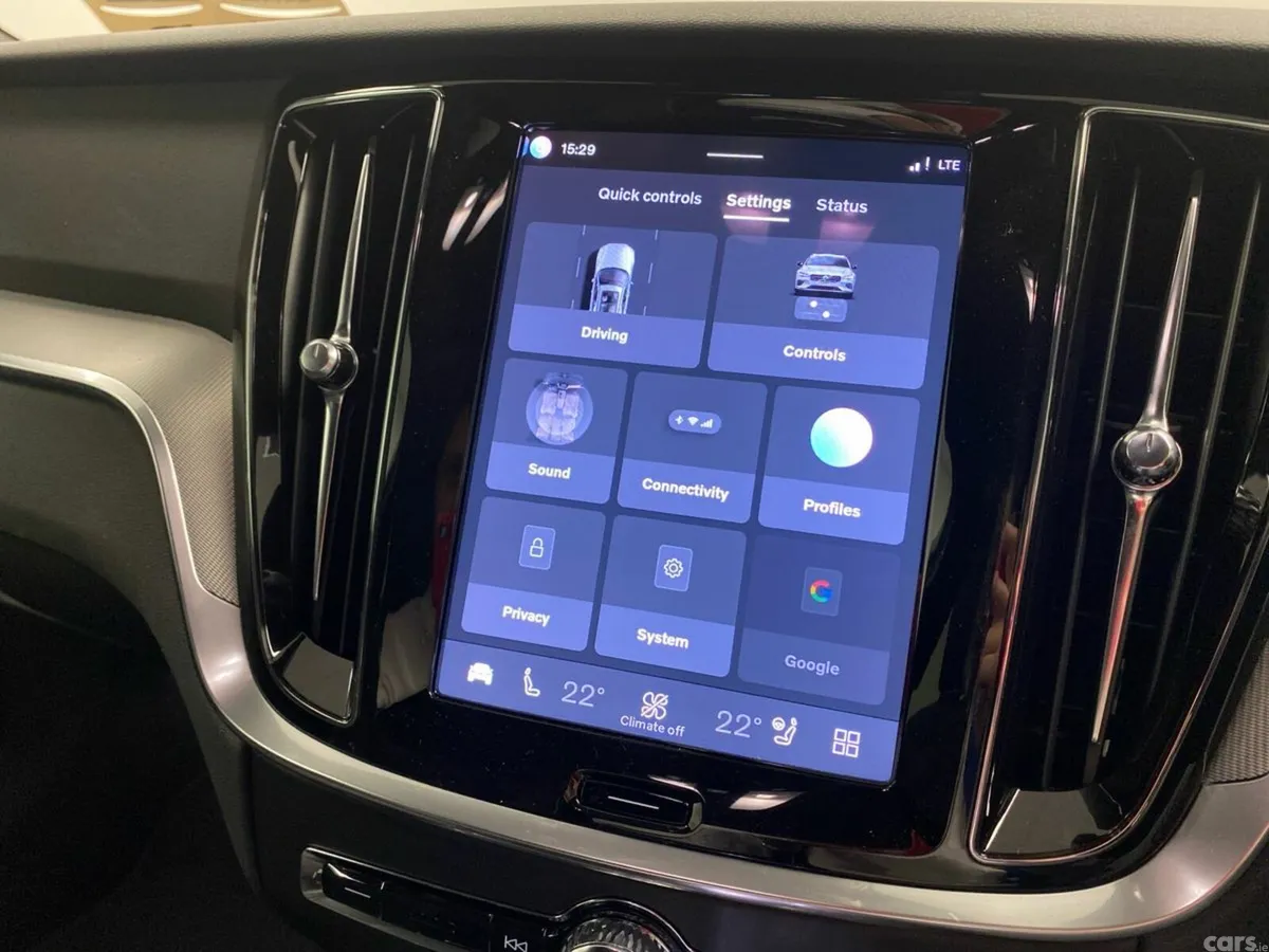 Volvo V60 Estate, Petrol Plug-in Hybrid, 2026, Blue