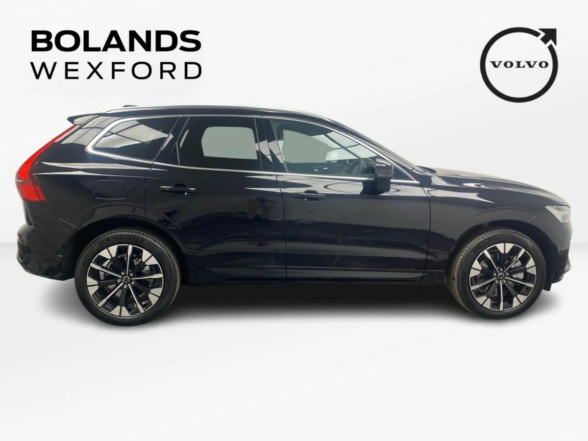 Volvo XC60 SUV, Petrol Plug-in Hybrid, 2026, Black