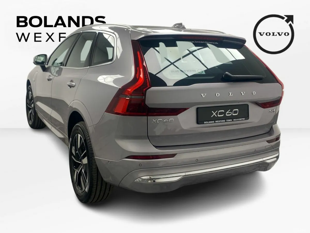 Volvo XC60 SUV, Petrol Plug-in Hybrid, 2027, Silver