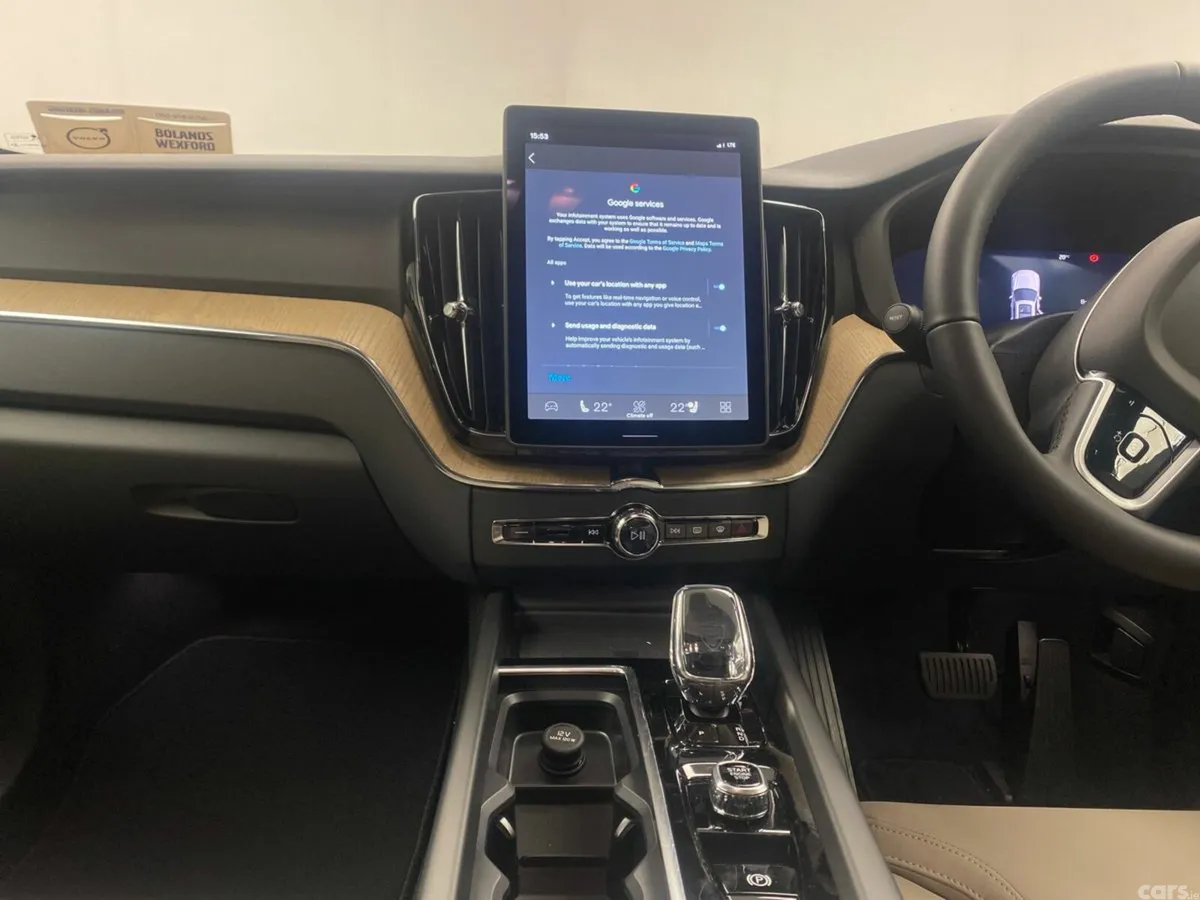 Volvo XC60 SUV, Petrol Plug-in Hybrid, 2027, Silver