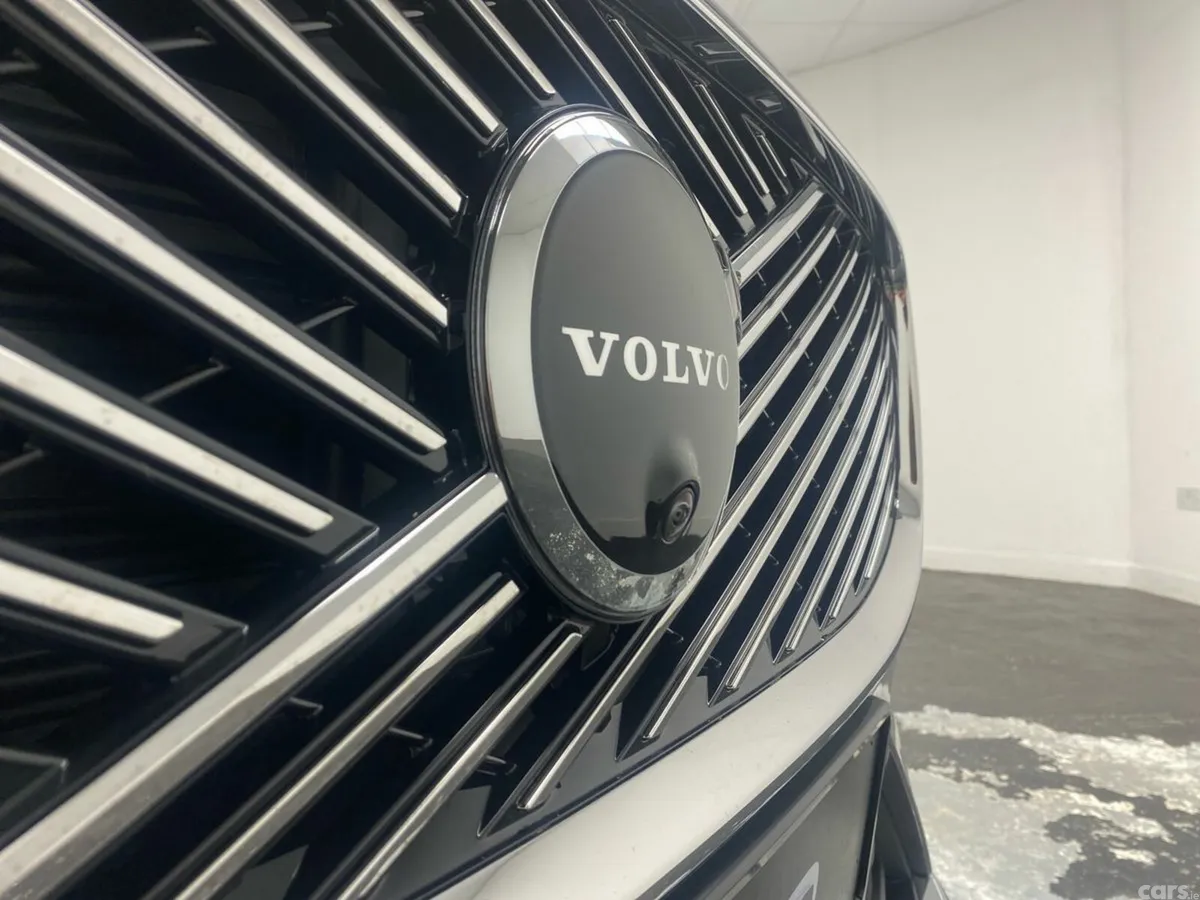 Volvo XC60 SUV, Petrol Plug-in Hybrid, 2027, Silver