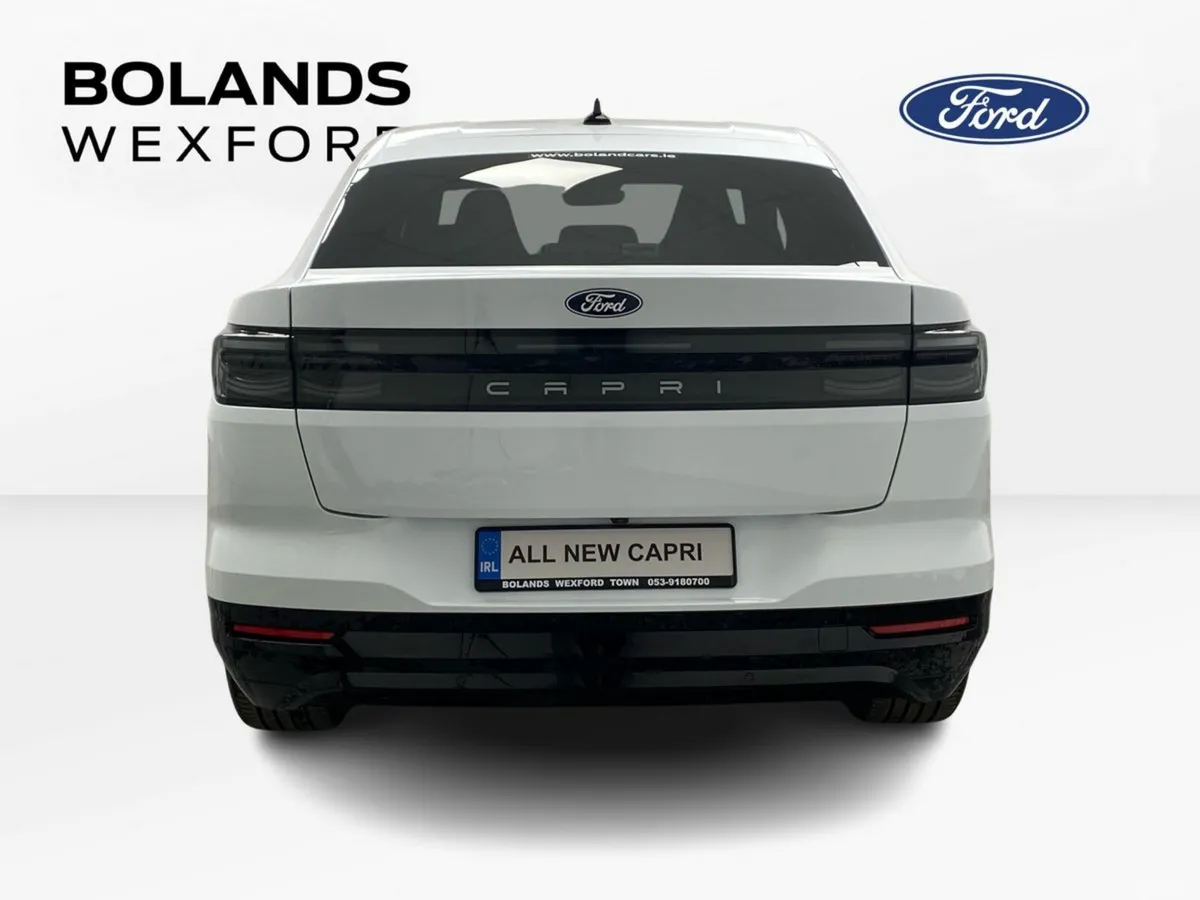 Ford Capri SUV, Electric, 2026, White