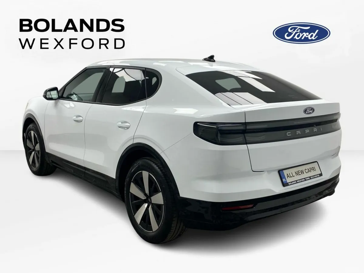 Ford Capri SUV, Electric, 2026, White