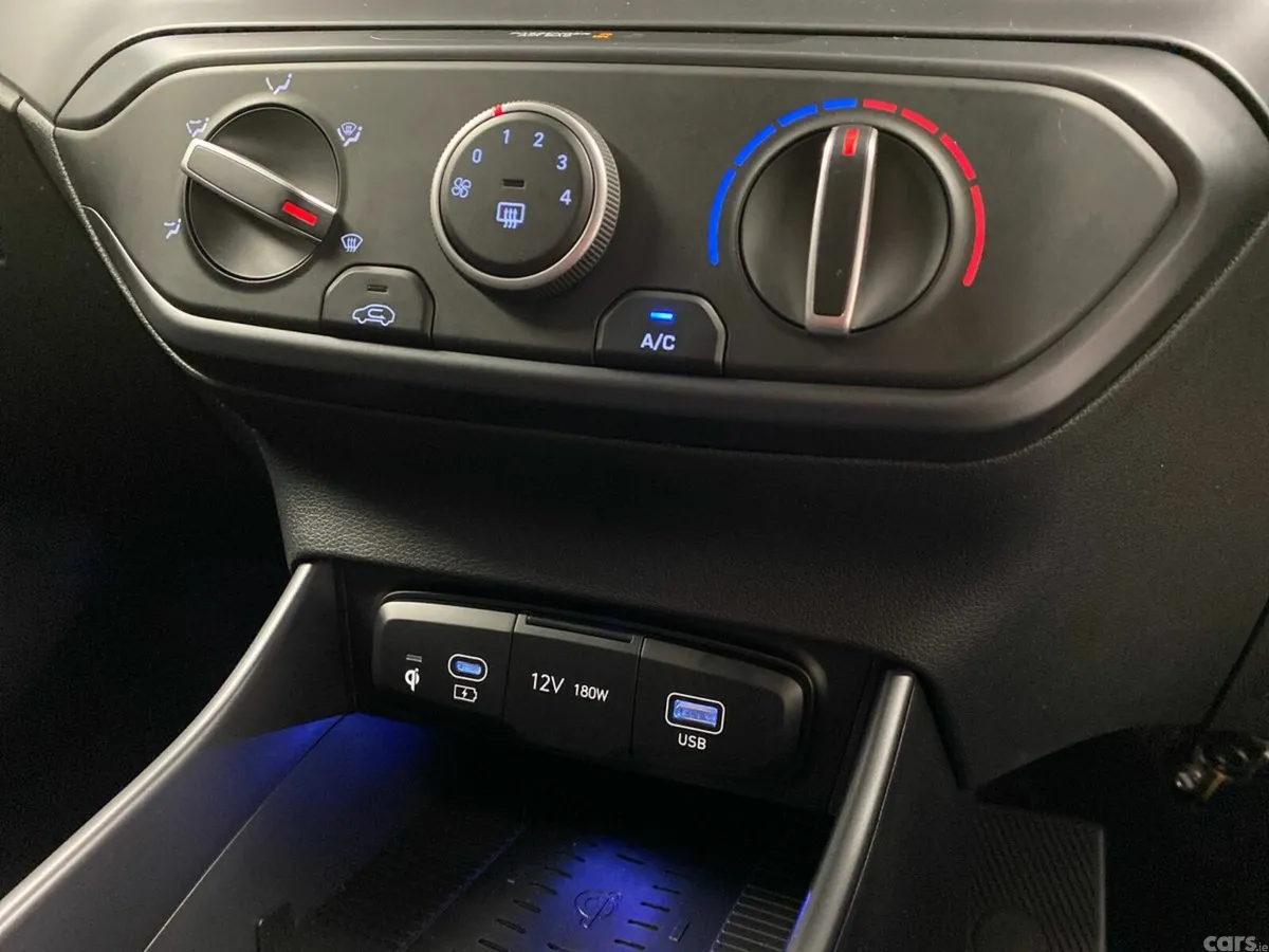 Hyundai i20 Hatchback, Petrol, 2026, Blue