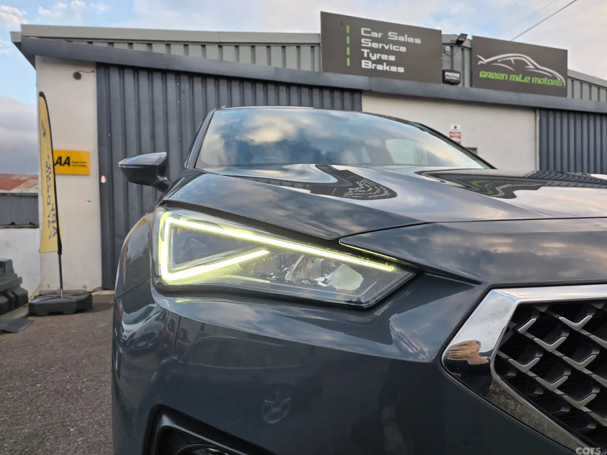 SEAT Tarraco MPV, Diesel, 2022, Grey