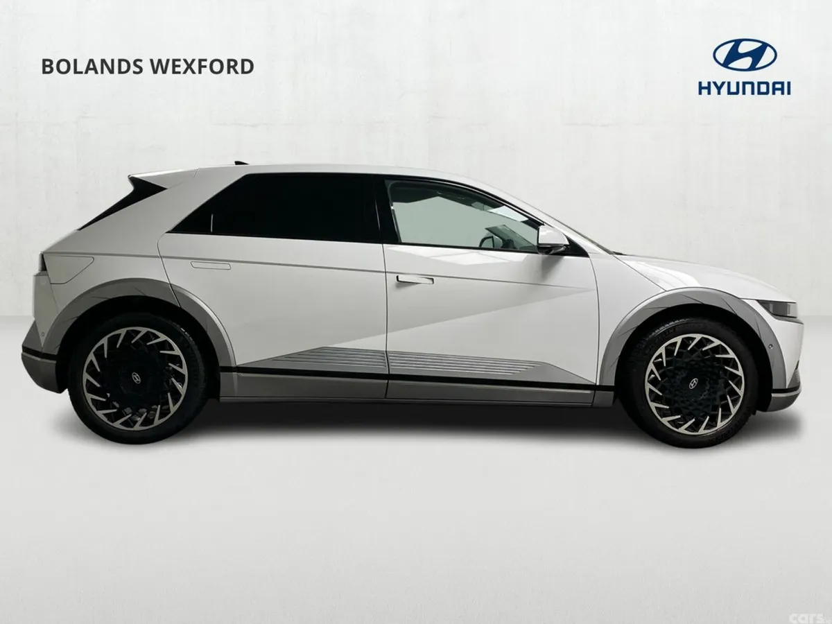 Hyundai IONIQ 5 Hatchback, Electric, 2026, White
