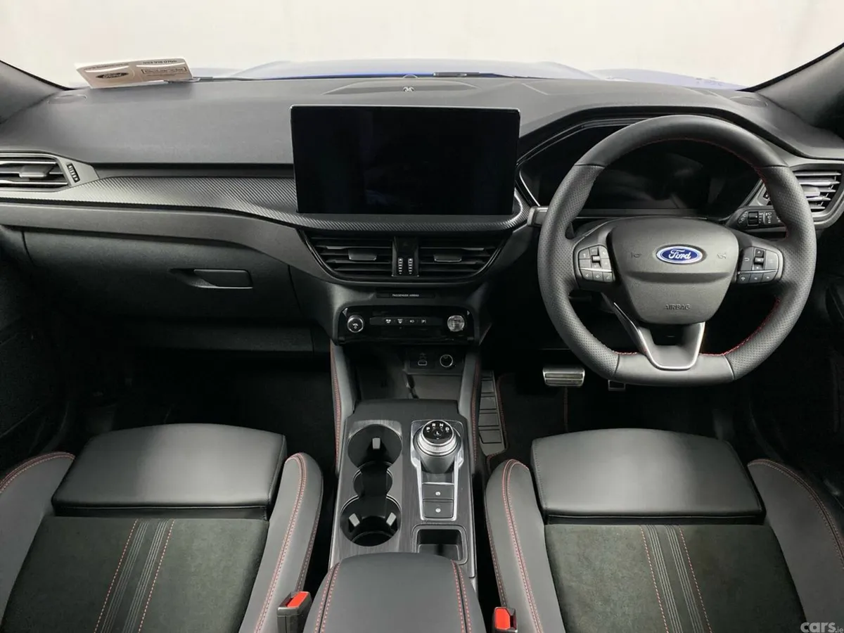 Ford Kuga SUV, Petrol Plug-in Hybrid, 2026, Blue