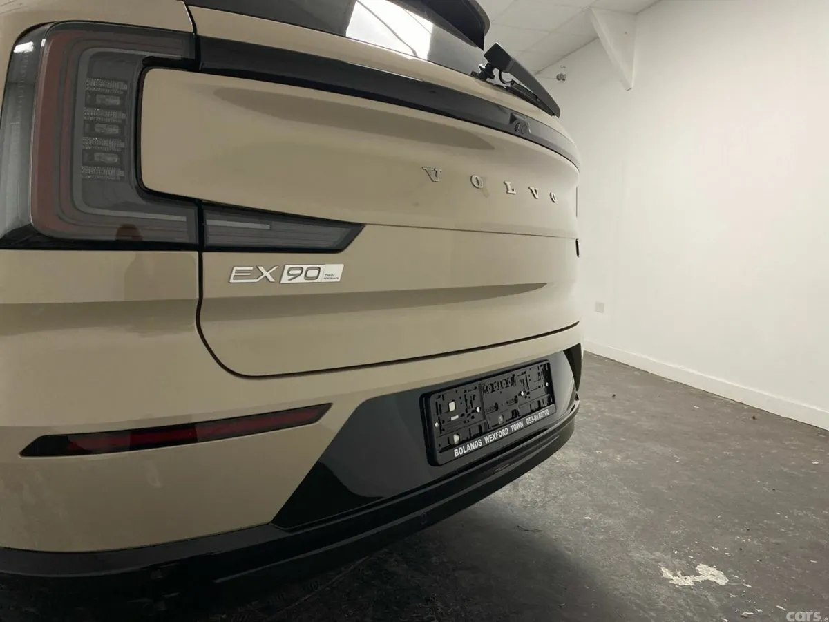 Volvo EX90 MPV, Electric, 2027, Brown