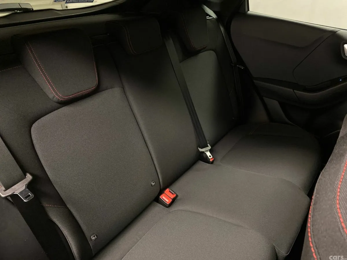 Ford Puma SUV, Petrol Hybrid, 2026, Red