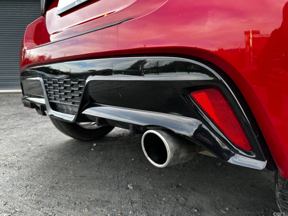 Toyota Yaris Hatchback, Petrol Hybrid, 2022, Red
