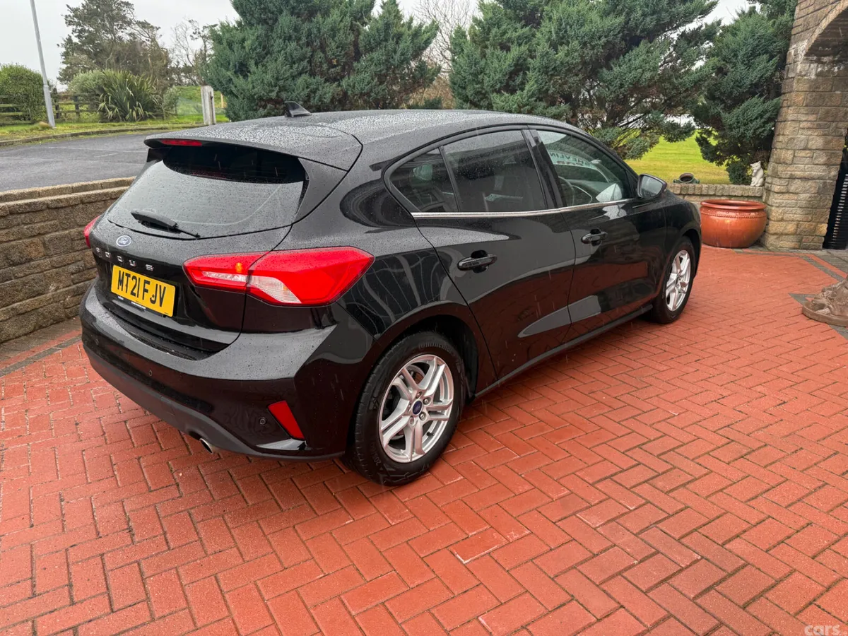 Ford Focus Hatchback, Diesel, 2021, Black