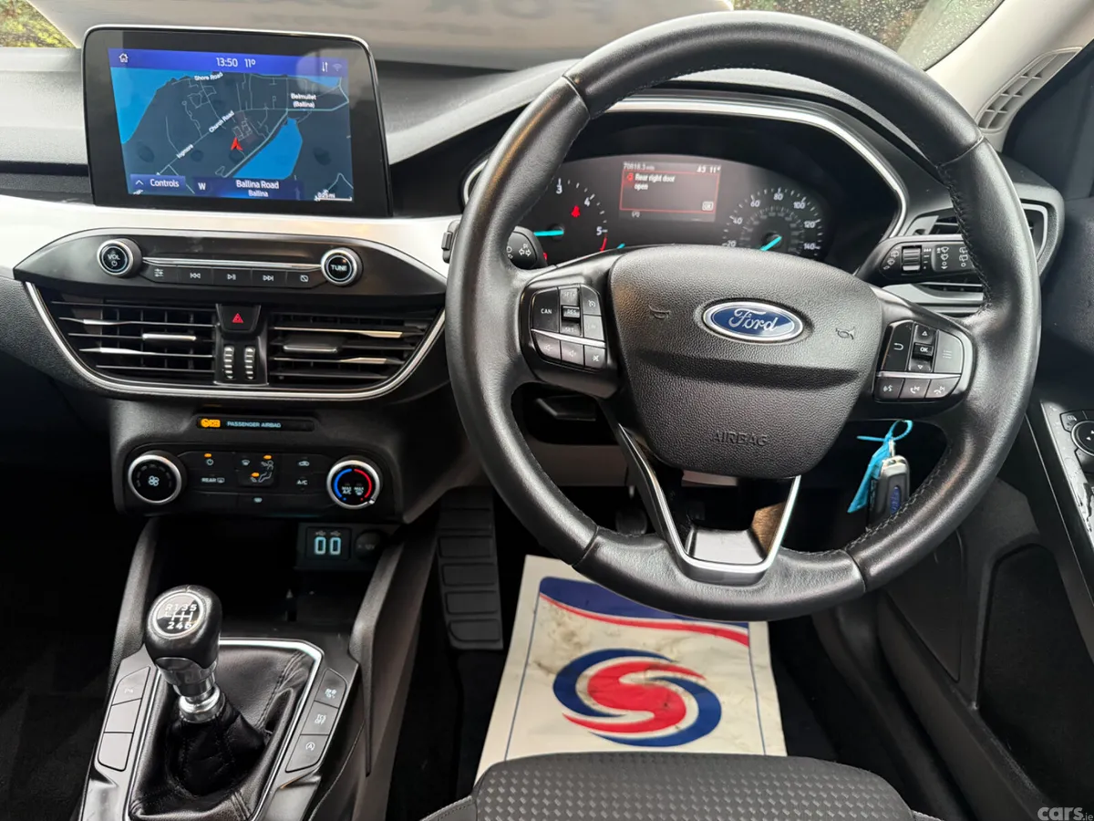 Ford Focus Hatchback, Diesel, 2021, Black