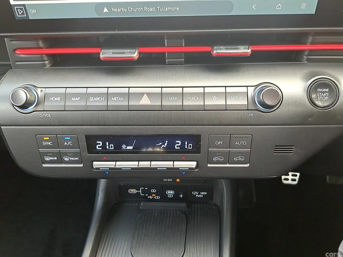 Hyundai KONA MPV, Petrol, 2027, White