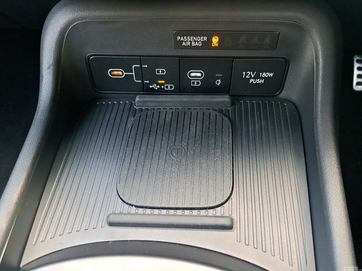 Hyundai KONA MPV, Petrol, 2027, White