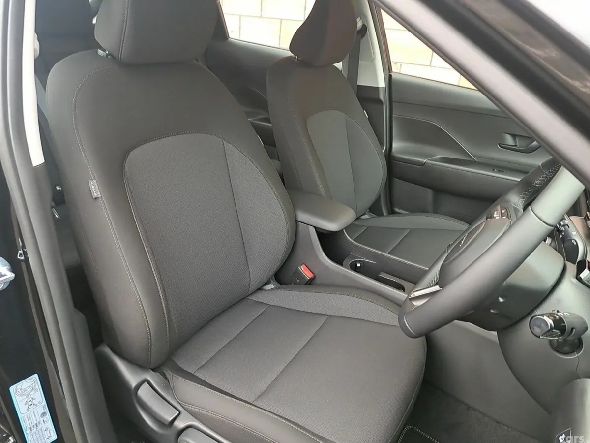 Hyundai KONA MPV, Petrol, 2027, Black