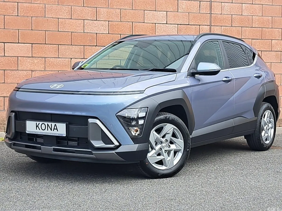 Hyundai KONA MPV, Petrol, 2027, Blue