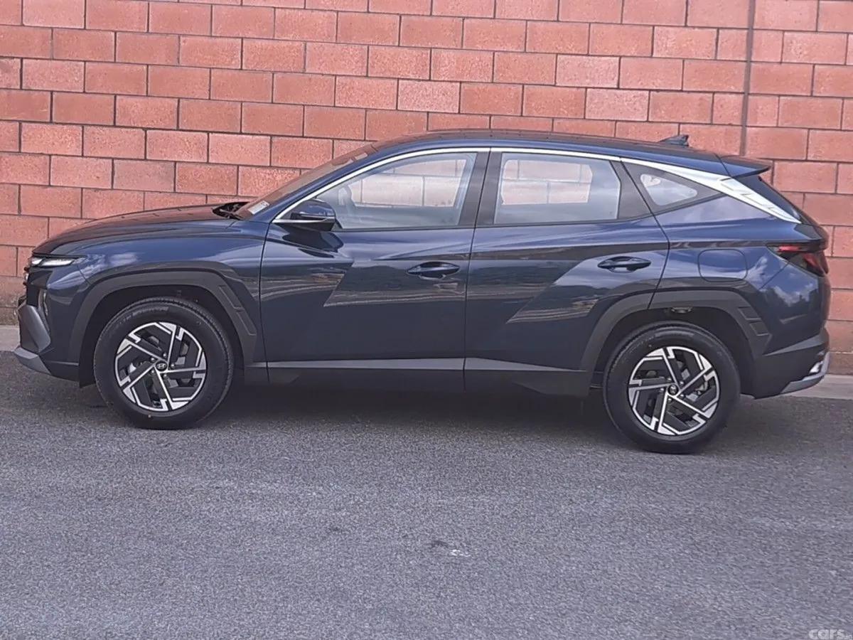 Hyundai Tucson SUV, Diesel, 2027, Blue