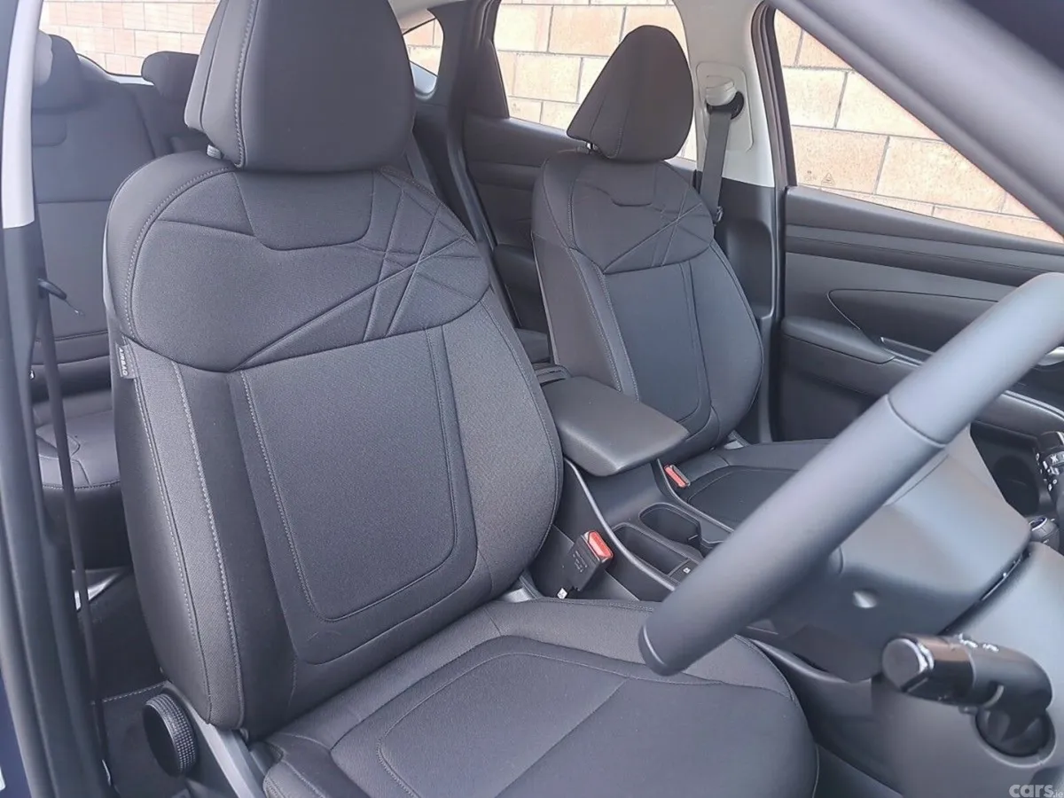 Hyundai Tucson SUV, Diesel, 2027, Blue