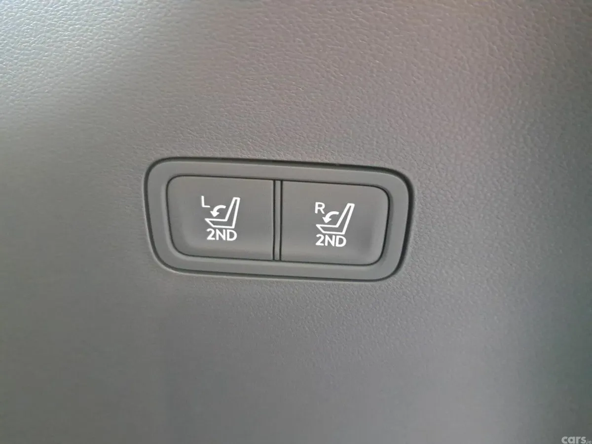 Hyundai Santa Fe SUV, Petrol Plug-in Hybrid, 2027, Silver