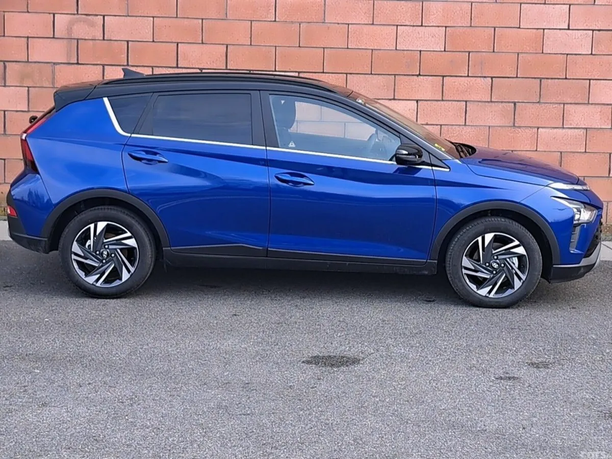 Hyundai Bayon MPV, Petrol, 2027, Blue