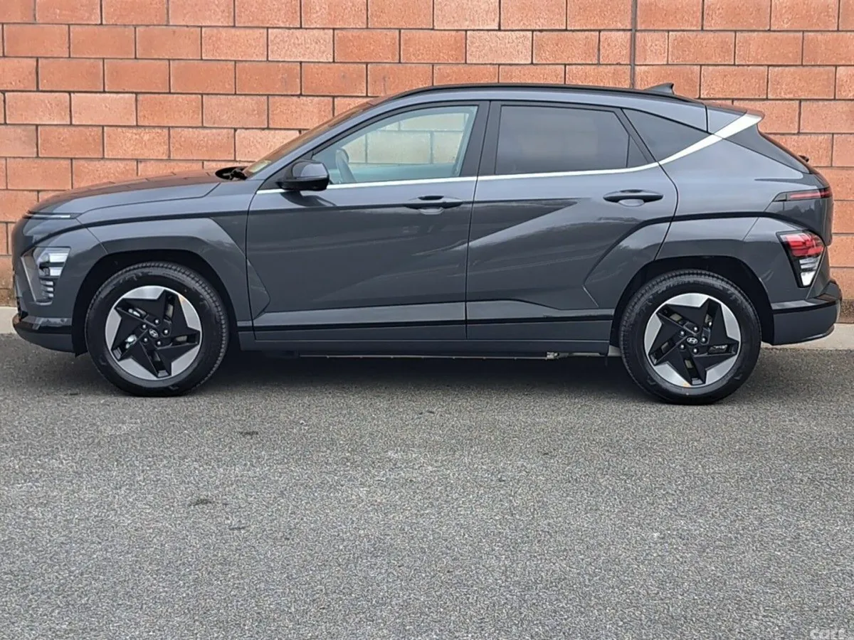 Hyundai KONA MPV, Electric, 2027, Grey