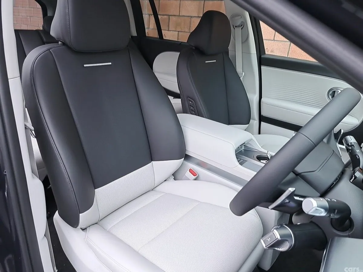 Hyundai IONIQ 9 SUV, Electric, 2027, Blue