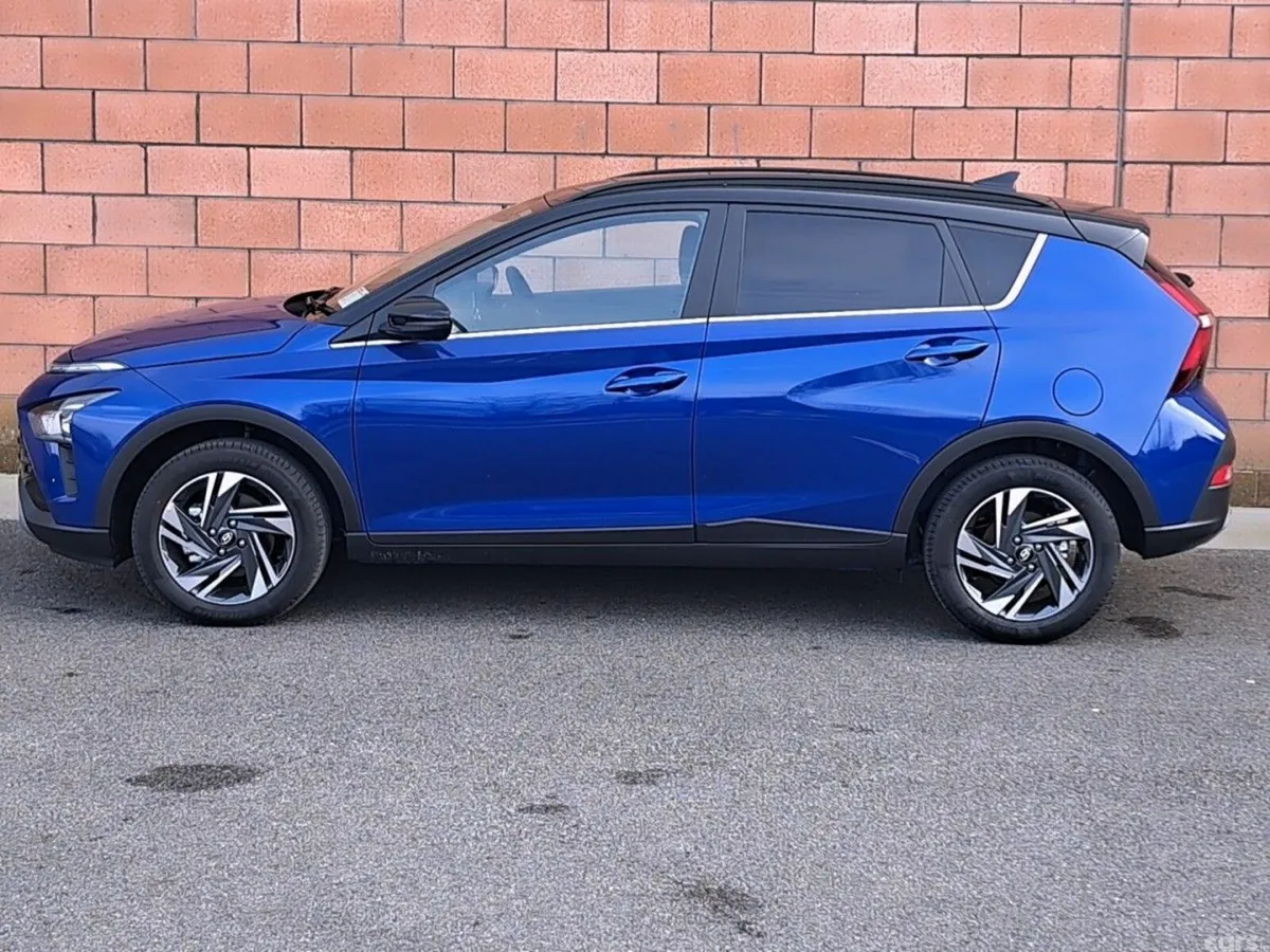 Hyundai Bayon MPV, Petrol, 2027, Blue
