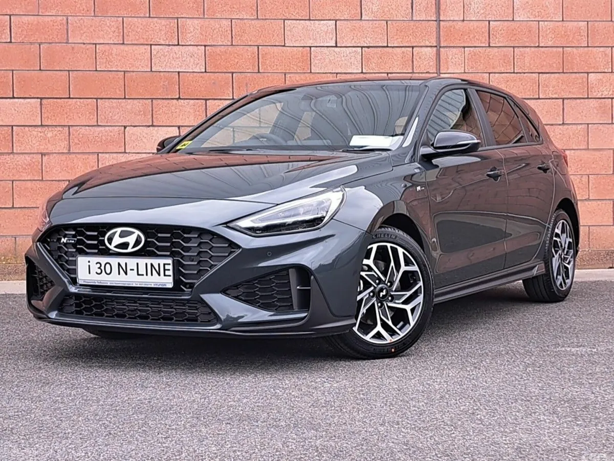 Hyundai i30 Hatchback, Petrol, 2027, Green