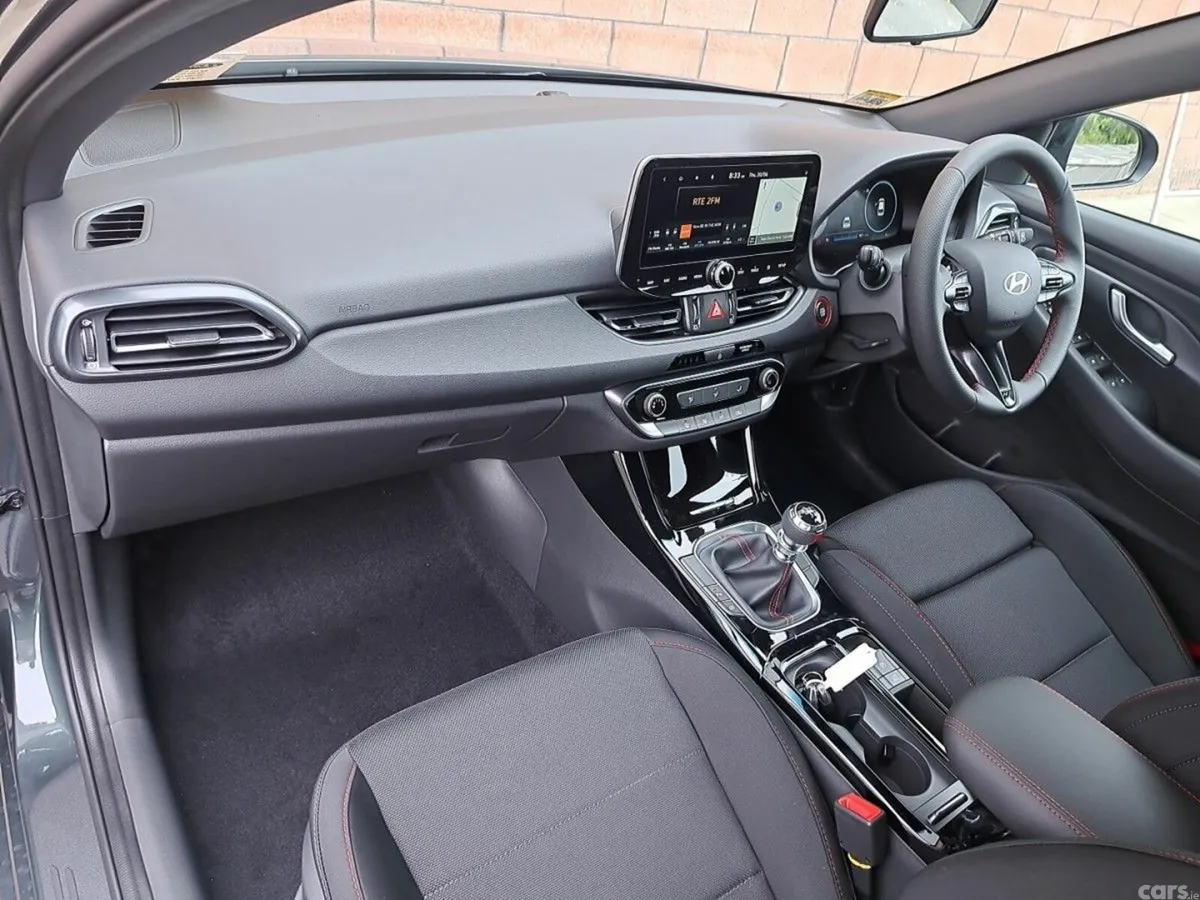 Hyundai i30 Hatchback, Petrol, 2027, Green