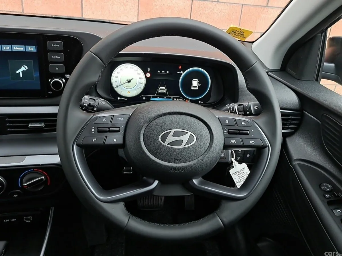 Hyundai i20 Hatchback, Petrol, 2027, Grey