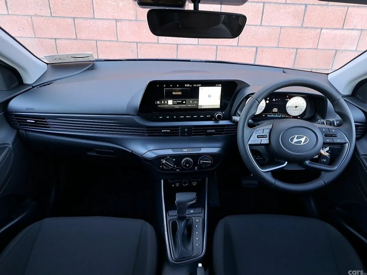 Hyundai i20 Hatchback, Petrol, 2025, Blue
