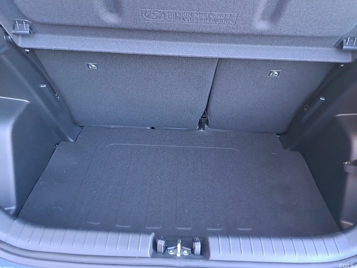 Hyundai i20 Hatchback, Petrol, 2025, Blue
