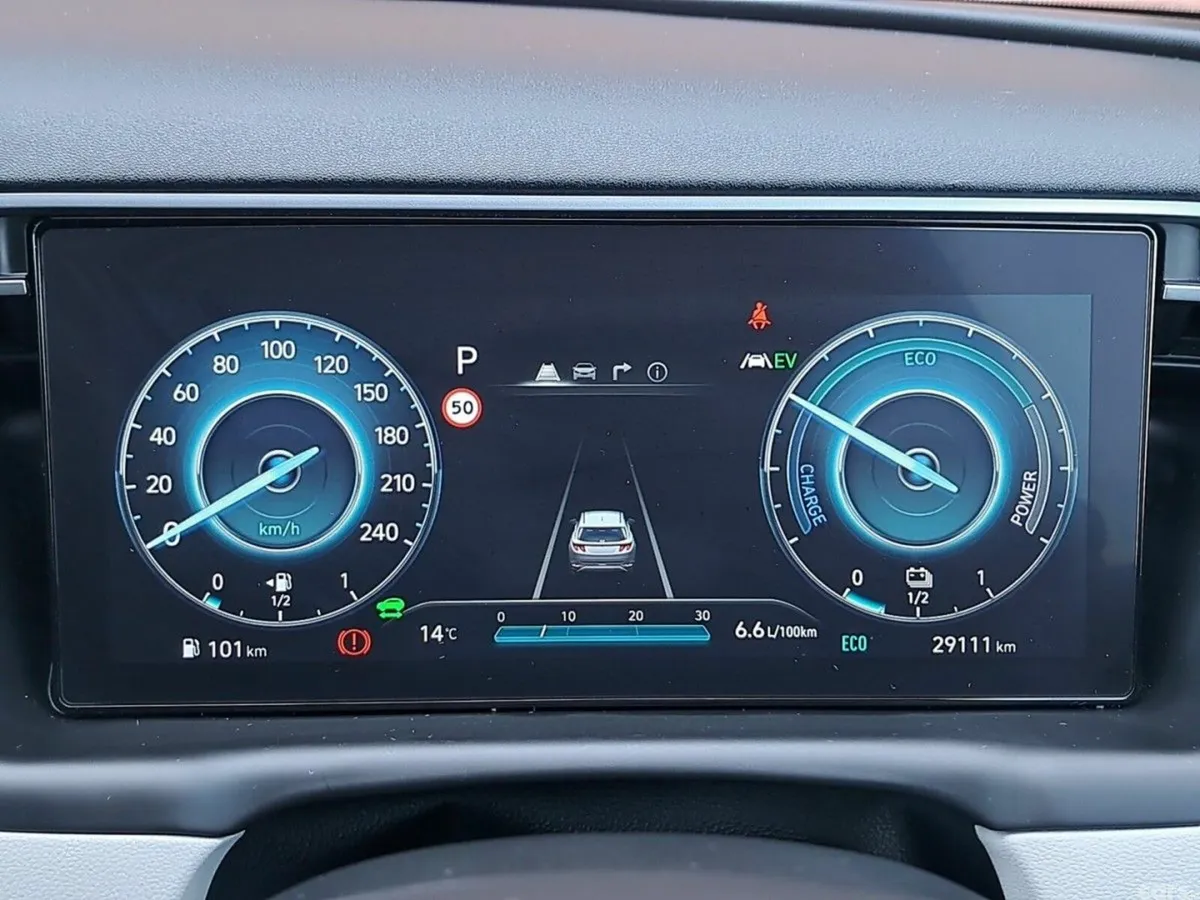 Hyundai Tucson SUV, Petrol Hybrid, 2023, Red