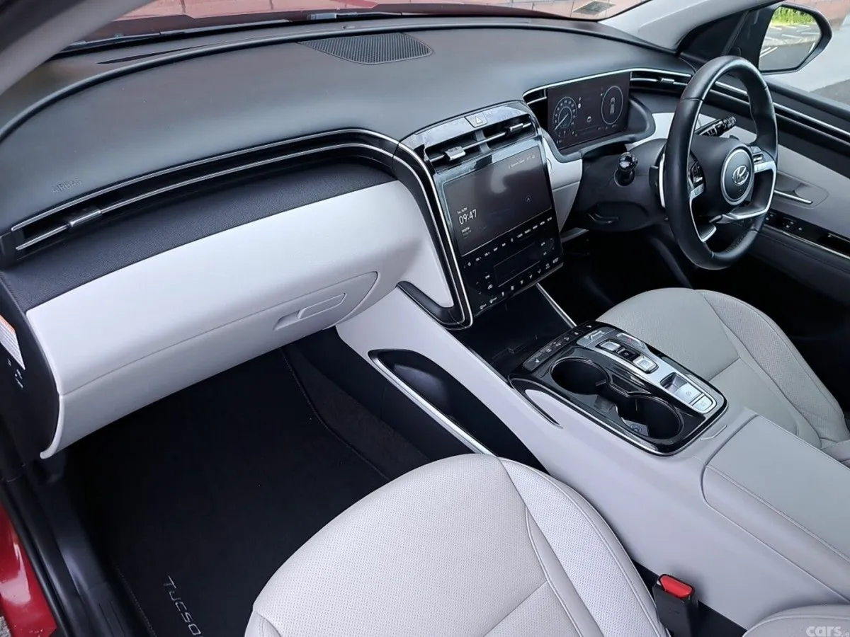 Hyundai Tucson SUV, Petrol Hybrid, 2023, Red