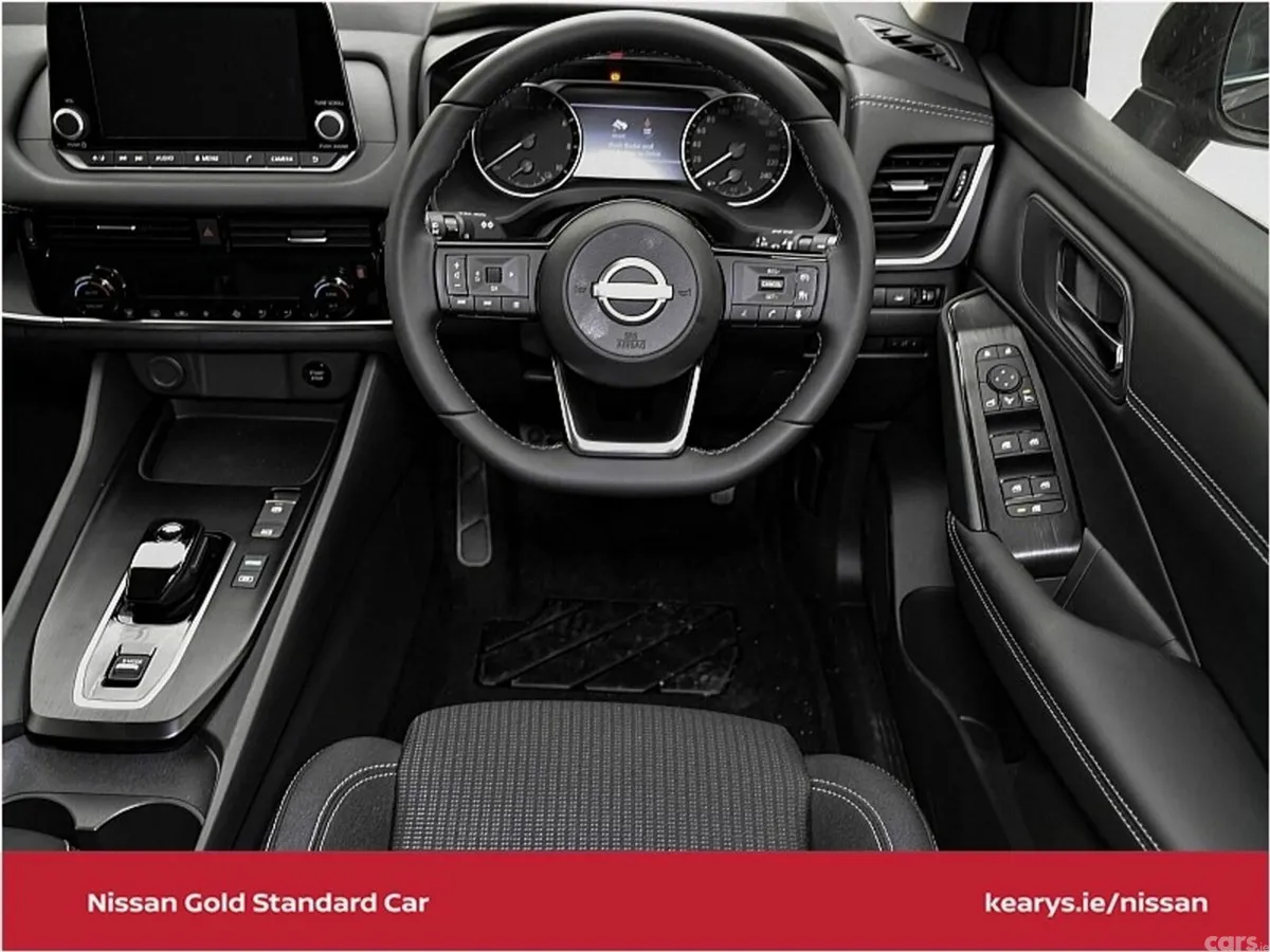 Nissan Qashqai SUV, Petrol Hybrid, 2024, White
