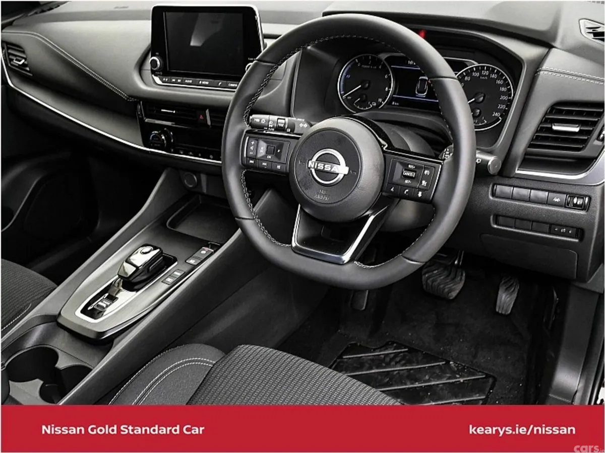 Nissan Qashqai SUV, Petrol Hybrid, 2024, White
