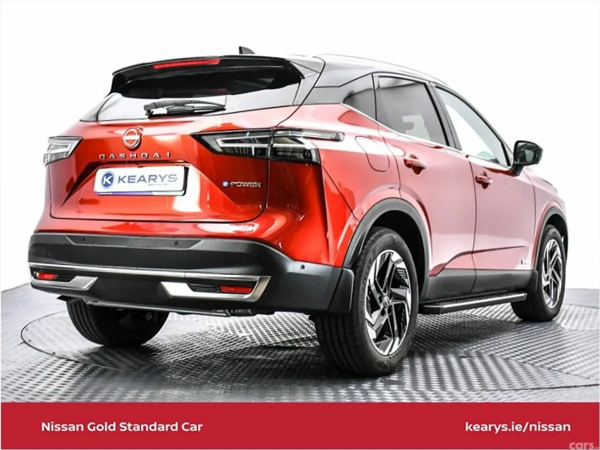 Nissan Qashqai SUV, Petrol Hybrid, 2025, Red