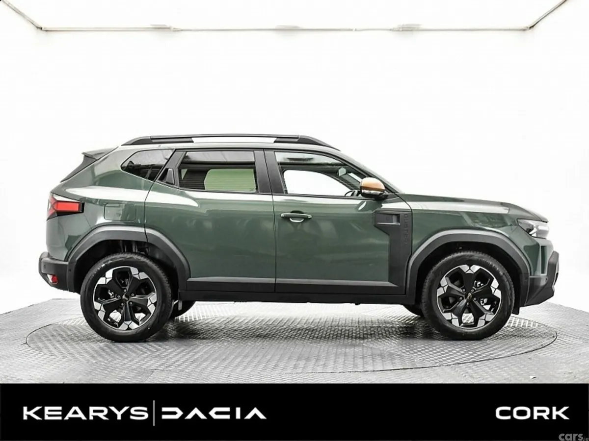 Dacia Duster SUV, Petrol Hybrid, 2027, Green