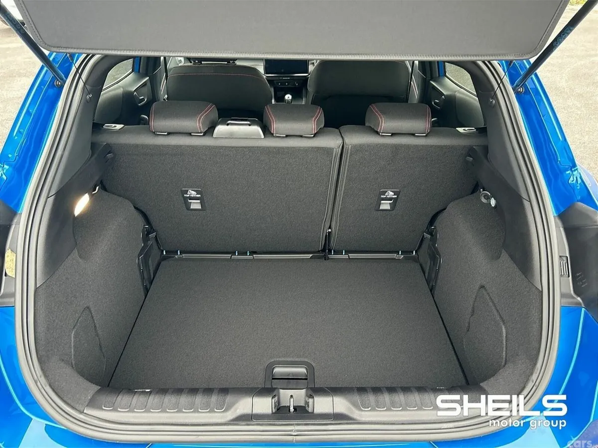 Ford Puma MPV, Petrol Hybrid, 2026, 