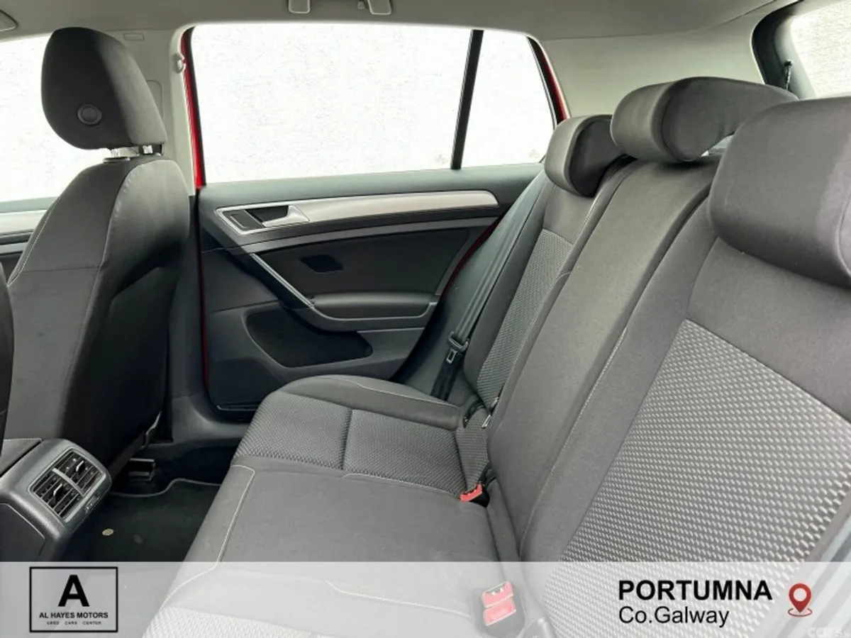 Volkswagen Golf Hatchback, Diesel, 2019, Red