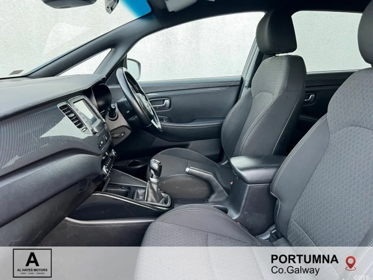 Kia Carens MPV, Diesel, 2019, Blue