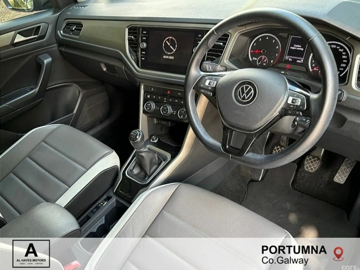 Volkswagen T-Roc SUV, Petrol, 2021, Blue