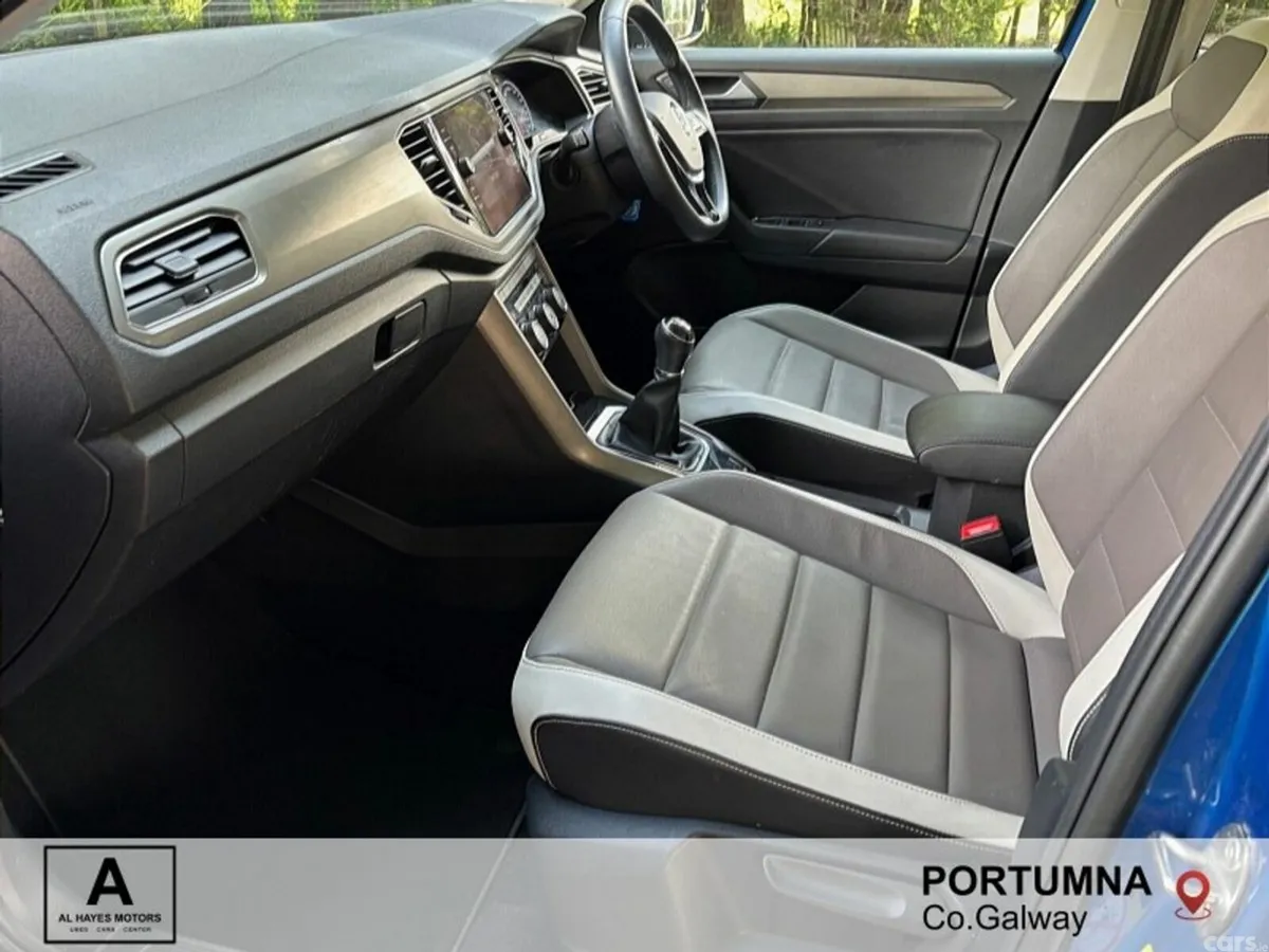 Volkswagen T-Roc SUV, Petrol, 2021, Blue