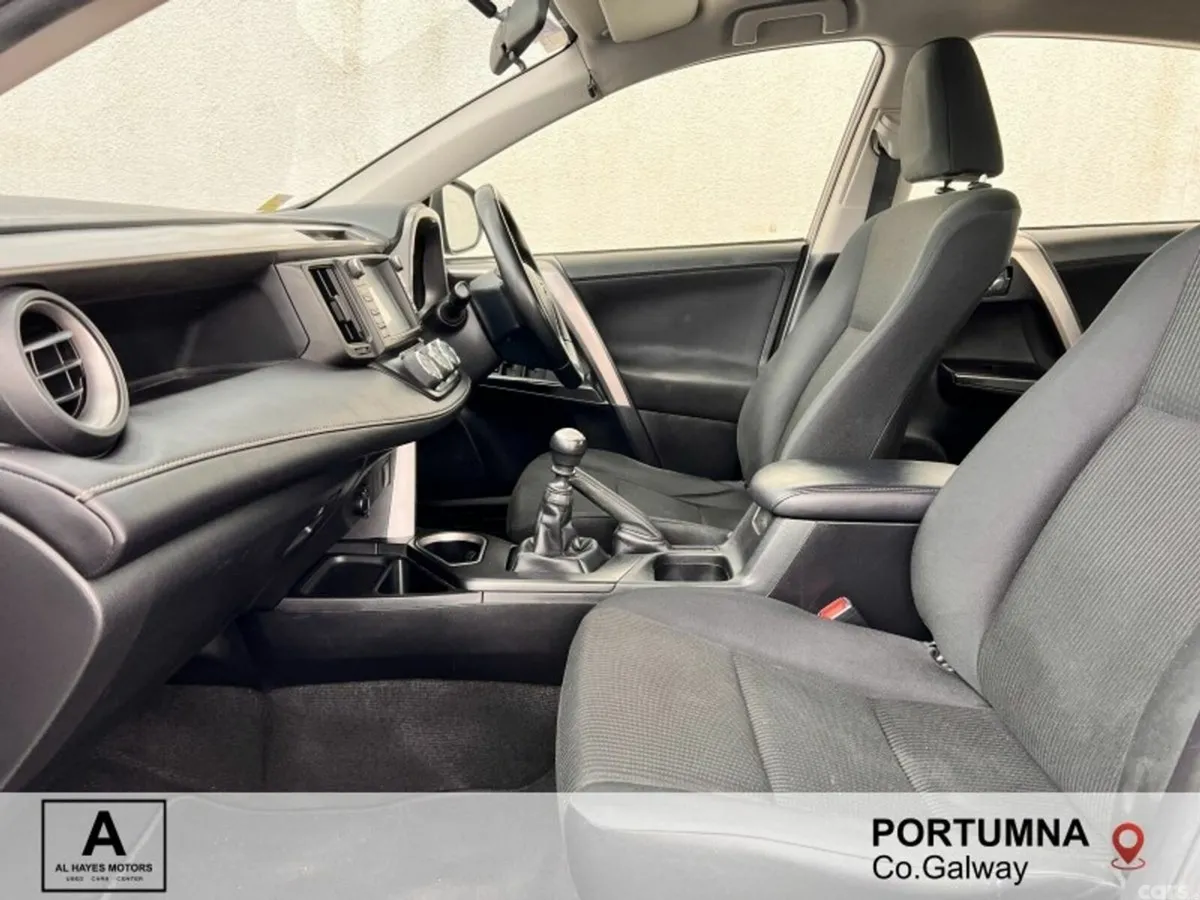 Toyota RAV4 SUV, Diesel, 2017, Brown