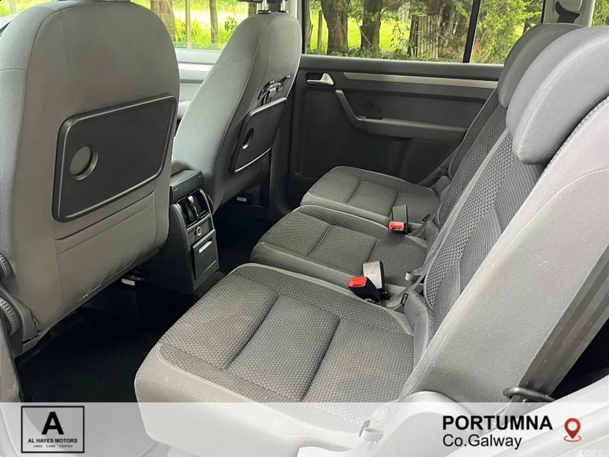 Volkswagen Touran MPV, Diesel, 2015, Grey